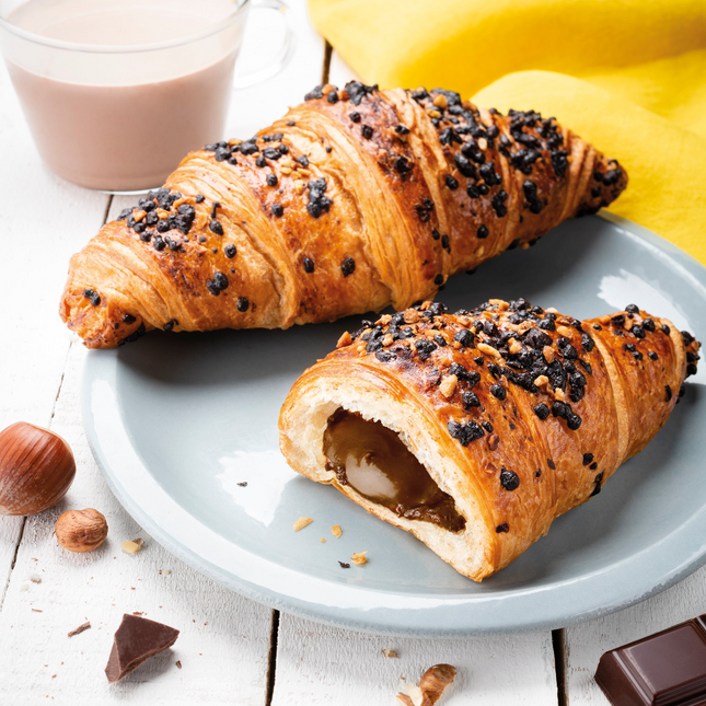 Френски кроасани с 14% масло, какао и лешников крем - 85 g
