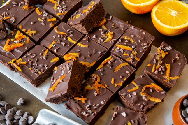 Vegan cake with chocolate, orange and white summer truffle – 77 g