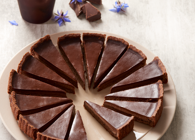 Mini chocolate tart (4 pcs.) - cut into 18 pieces