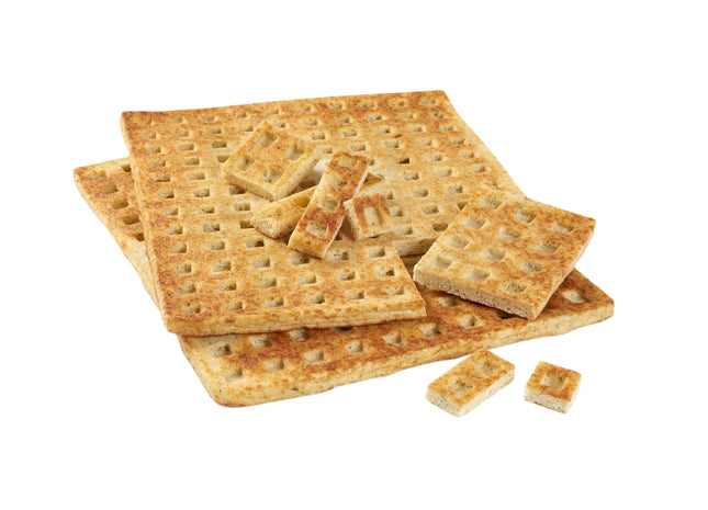 Wafer cake with emmental and parsley